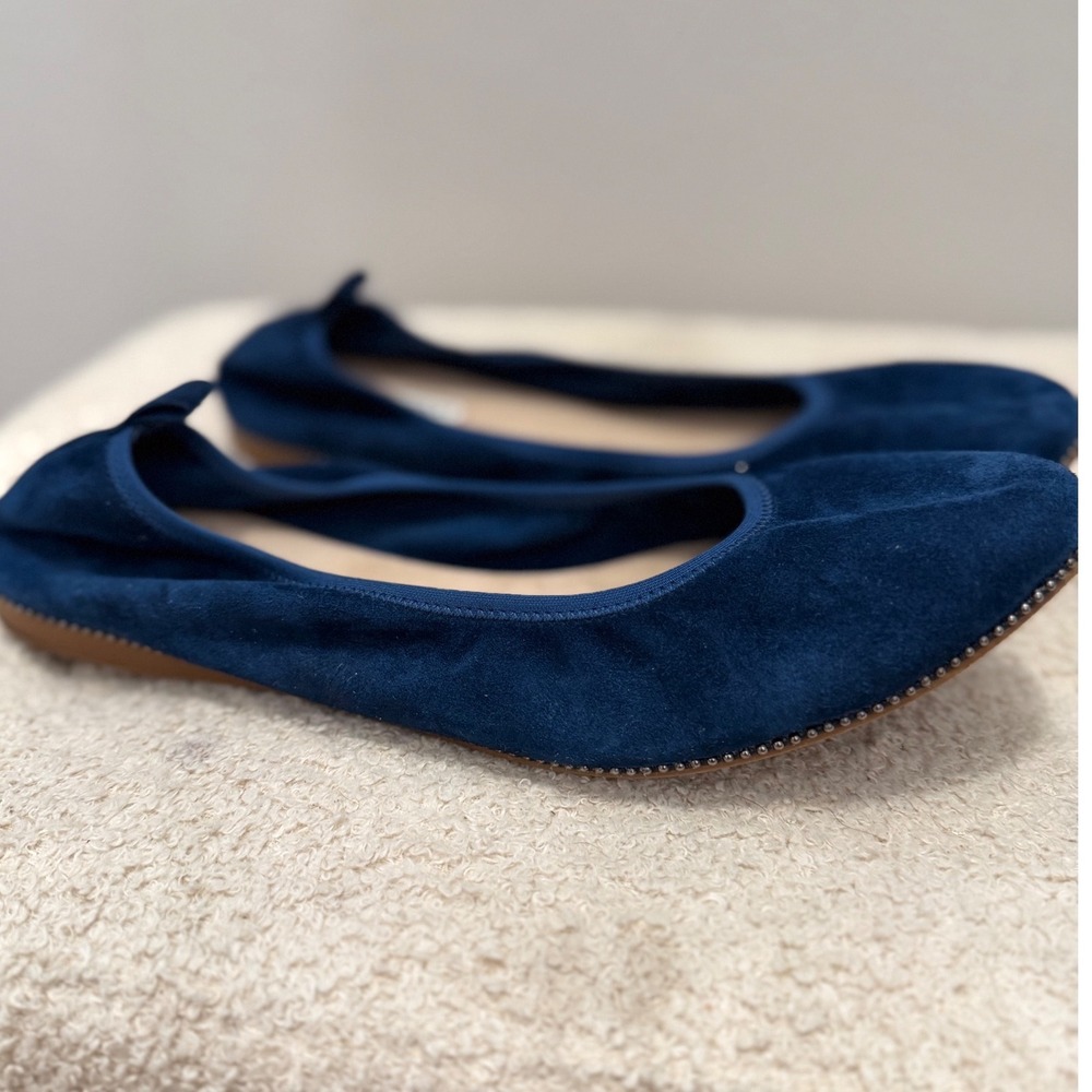 Chelsea & Violet Ruby Navy Blue Suede Studded Ballet Flats Minimalist Preppy 10M